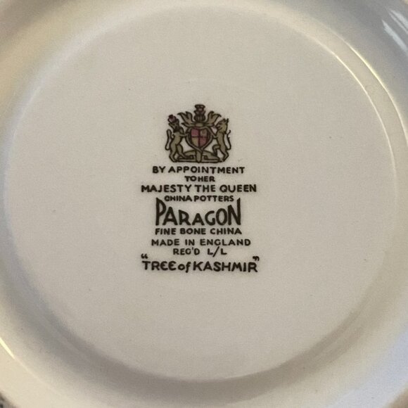 Paragon English Bone China Saucer Tree of Kashmir 22k Gold Accent - Picture 5 of 6